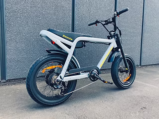 Apache Grey Street – Instore Floor Model Only