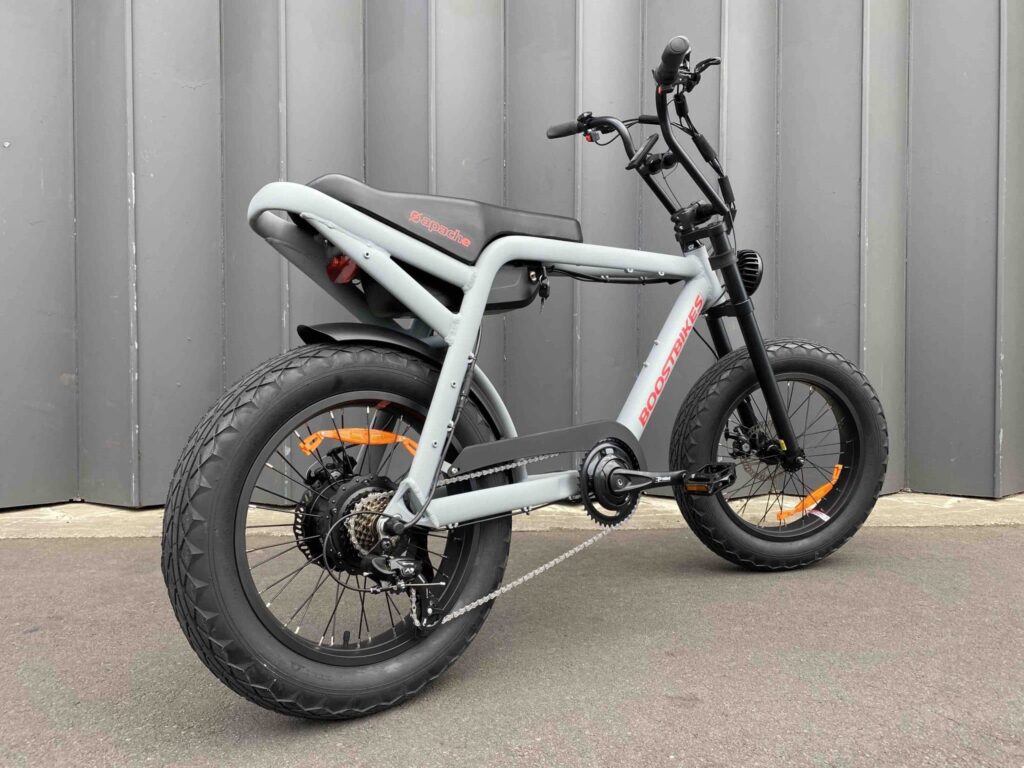 Apache Grey Street - Instore Floor Model Only